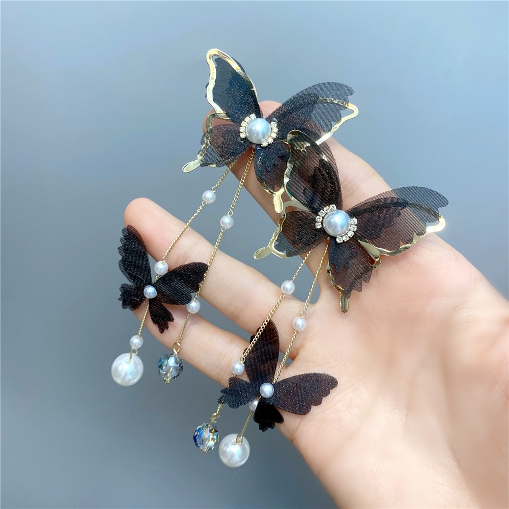 Butterfly Pearl earrings